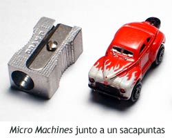Micro Machines - Comparativa de tamaño con un sacapuntas