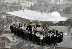 Restaurantes extraños - Dinner in the Sky (Bélgica)