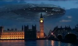 V (2009), el piloto - Nave nodriza