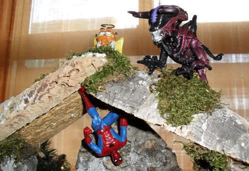 El Belén friki de ion litio - El ángel, el buey y Spider-Man El Belén friki de ion litio - El ángel, el buey y Spider-Man