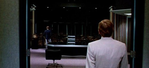 Cosas raras de TRON - Peter